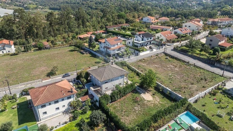 Moradia T3 para Venda em Arosa e Castelões