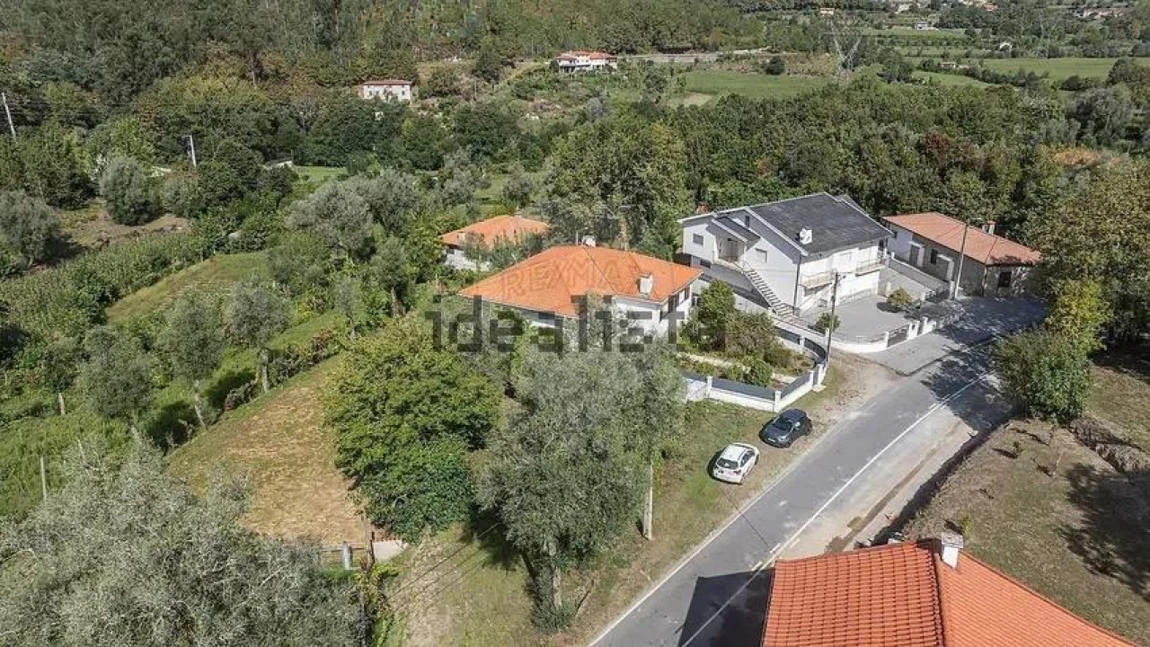 Moradia T4 para Venda em Ribeira Foto 31