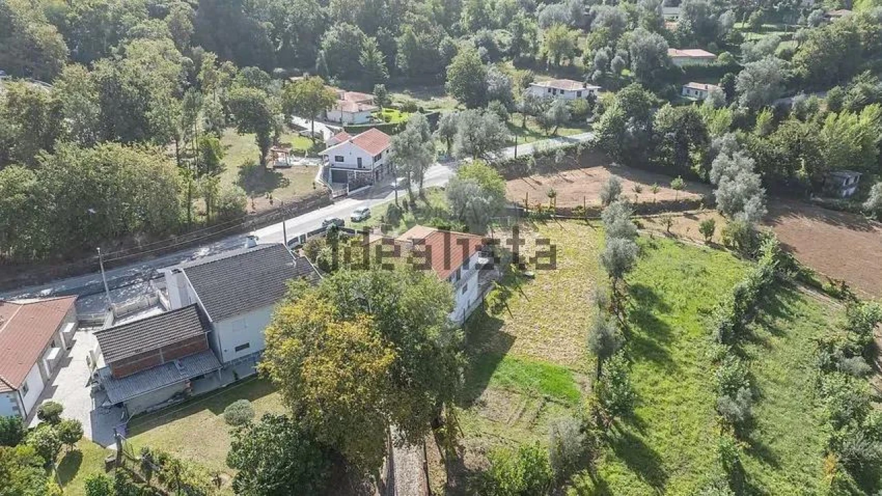 Moradia T4 para Venda em Ribeira Foto 32