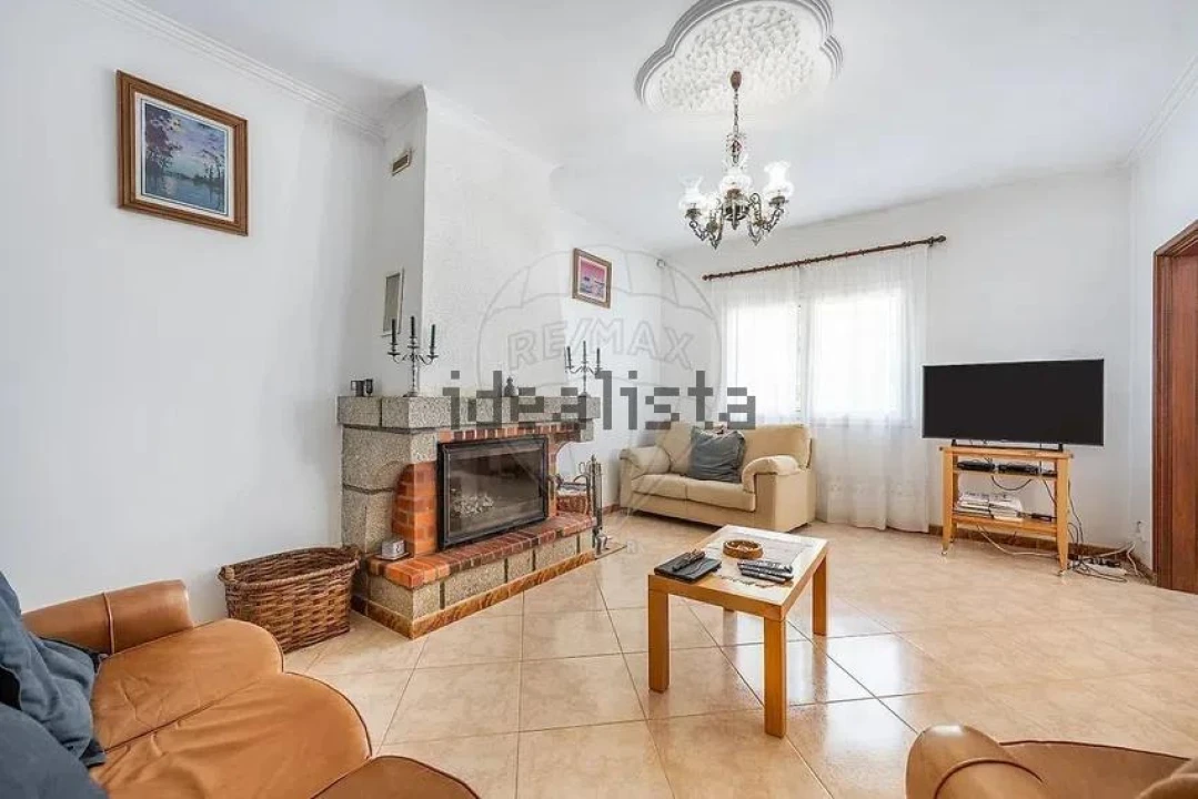 Moradia T4 para Venda em Ribeira Foto 9