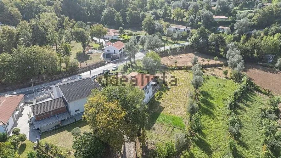 Moradia T4 para Venda em Ribeira Foto 32