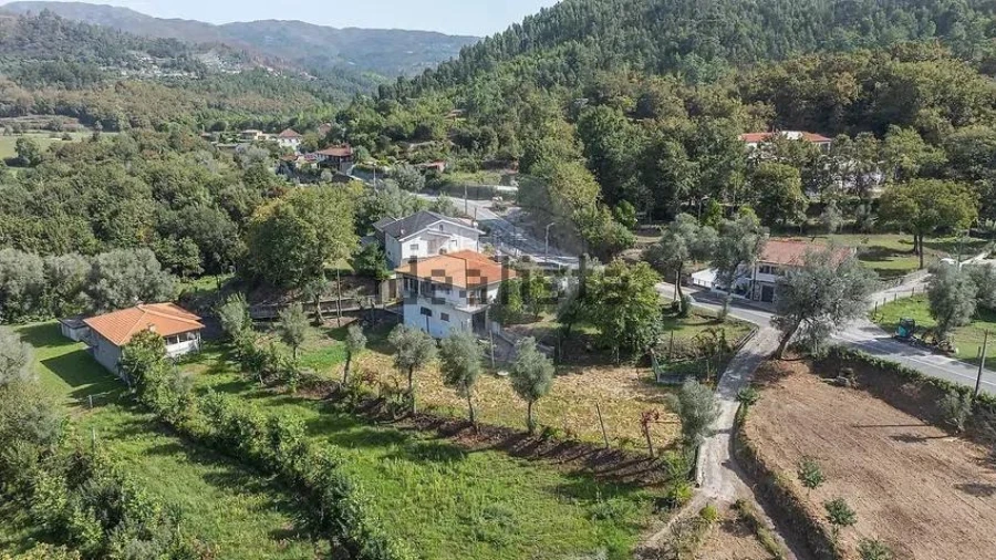 Moradia T4 para Venda em Ribeira Foto 34