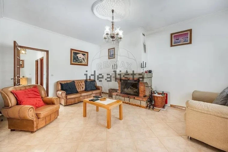 Moradia T4 para Venda em Ribeira Foto 6