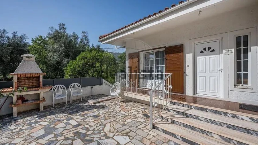 Moradia T4 para Venda em Ribeira