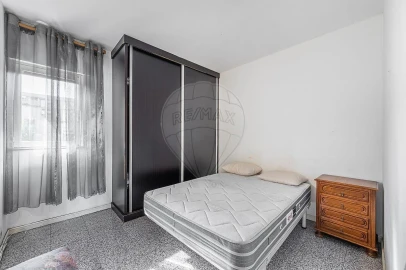 Apartamento T3 para Venda em Antas e Abade de Vermoim