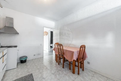 Apartamento T3 para Venda em Antas e Abade de Vermoim