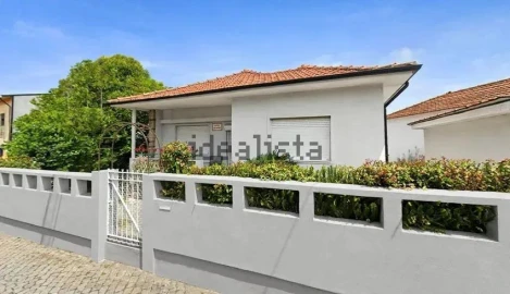Moradia T4 para Venda em Canidelo