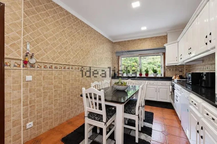 Apartamento T3 para Venda em Pombeiro de Ribavizela Foto 7