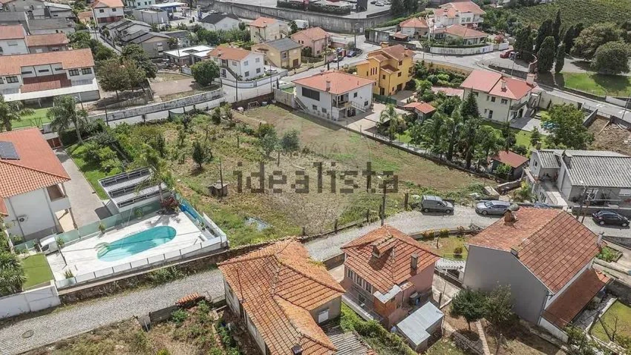 Terreno para Venda em Prazins Santo Tirso e Corvite Foto 6