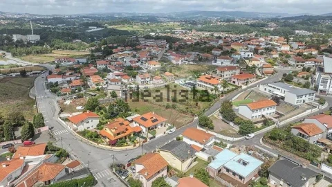 Terreno para Venda em Prazins Santo Tirso e Corvite