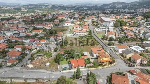Terreno para Venda em Prazins Santo Tirso e Corvite