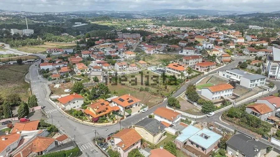 Terreno para Venda em Prazins Santo Tirso e Corvite Foto 14