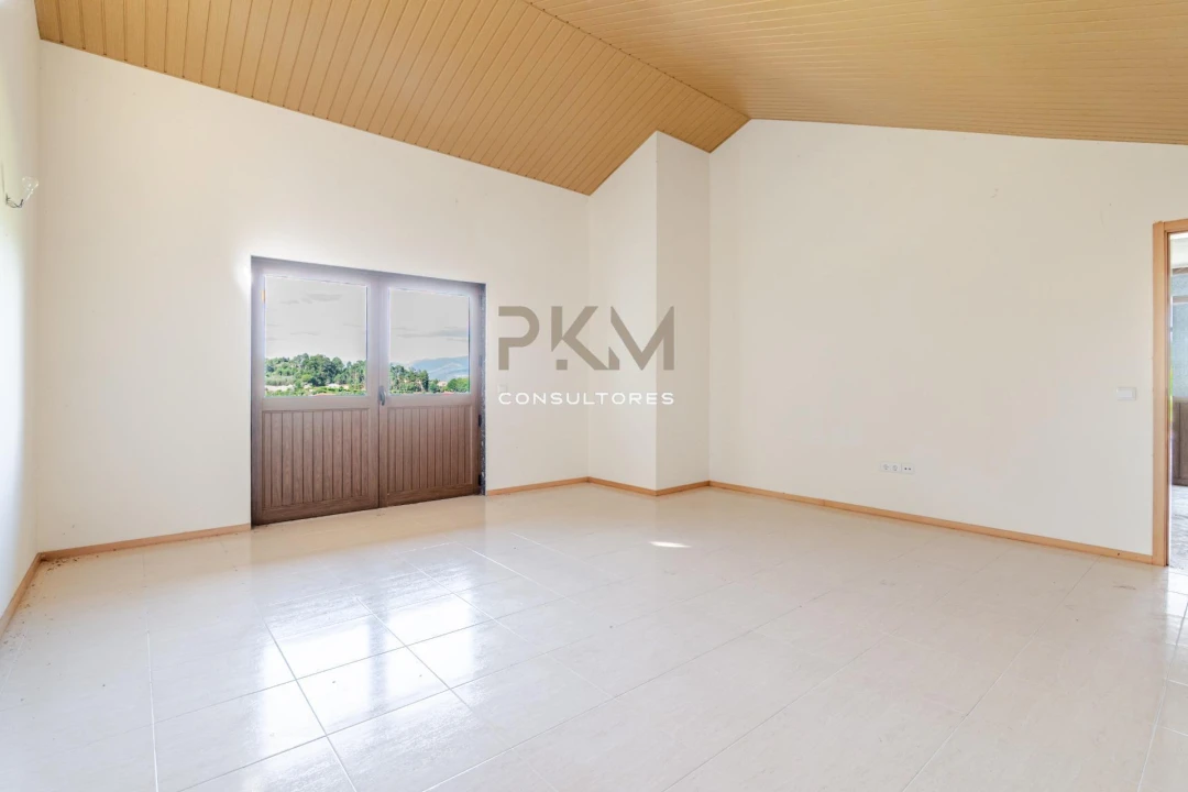 Moradia T3 para Venda em Fregim Foto 44