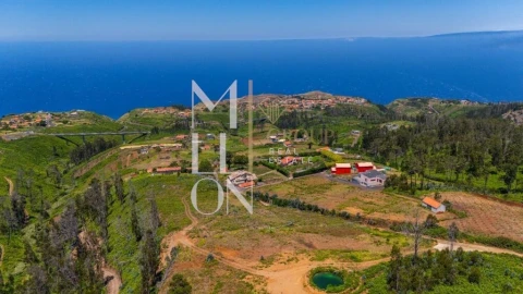 Terreno para Venda em Ponta do Pargo