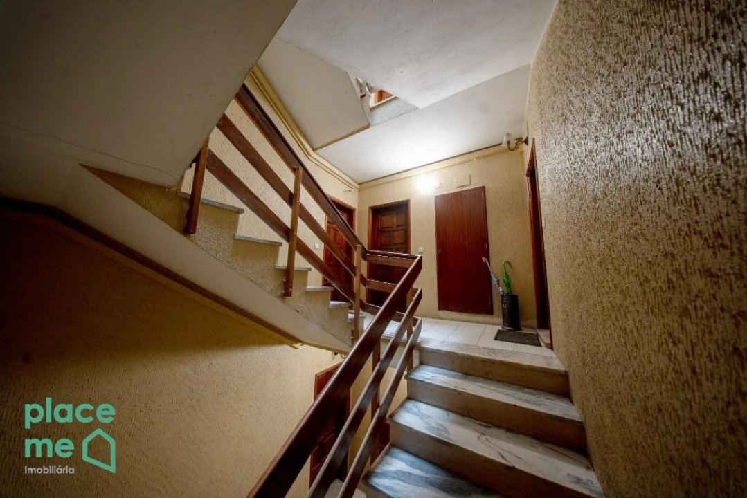 Apartamento T1 para Arrendamento em São Vitor (Braga) Foto 17