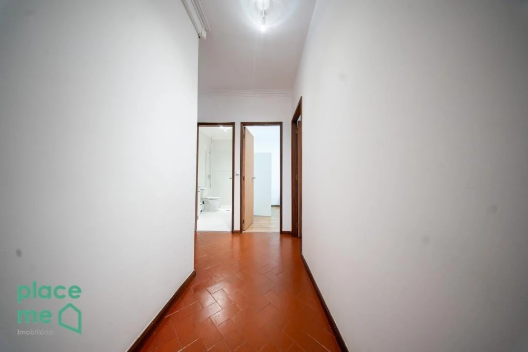 Apartamento T1 para Arrendamento em São Vitor (Braga) Foto 6
