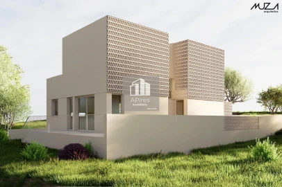 Terreno para Venda em Charneca de Caparica e Sobreda