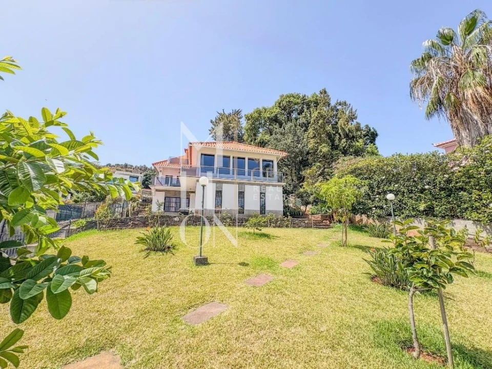 Moradia T3 para Venda em São Martinho Foto 1