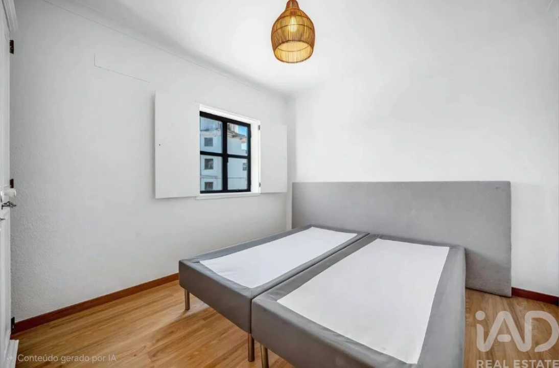 Apartamento T2 para Venda em Quarteira Foto 6
