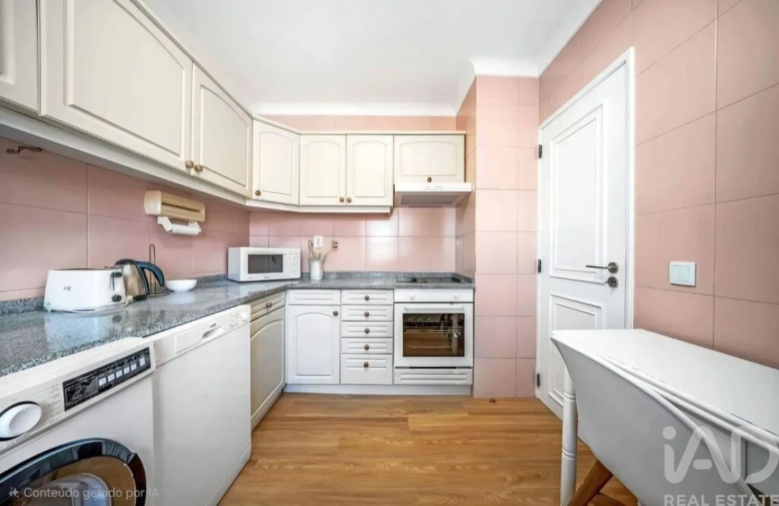Apartamento T2 para Venda em Quarteira Foto 10