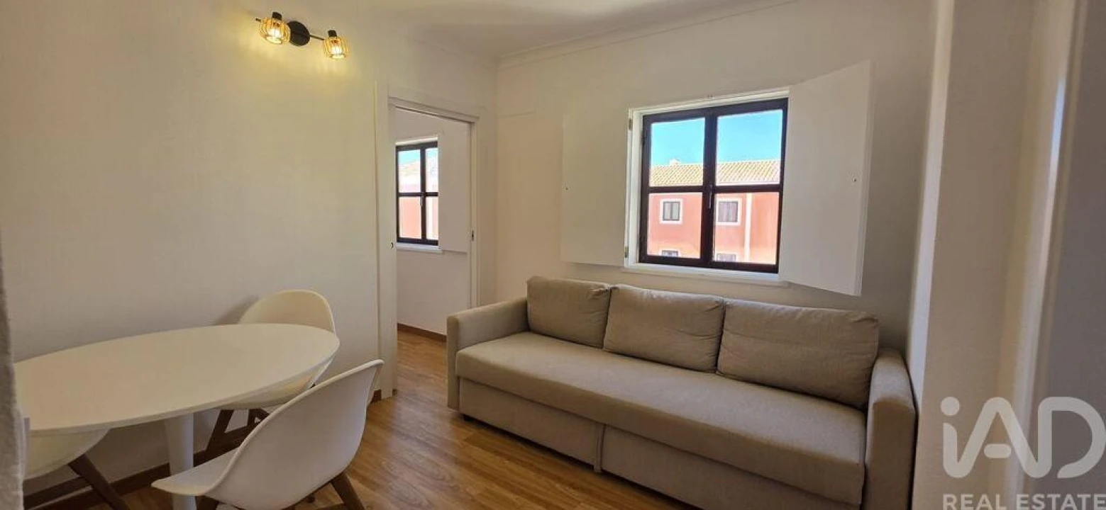 Apartamento T2 para Venda em Quarteira Foto 13