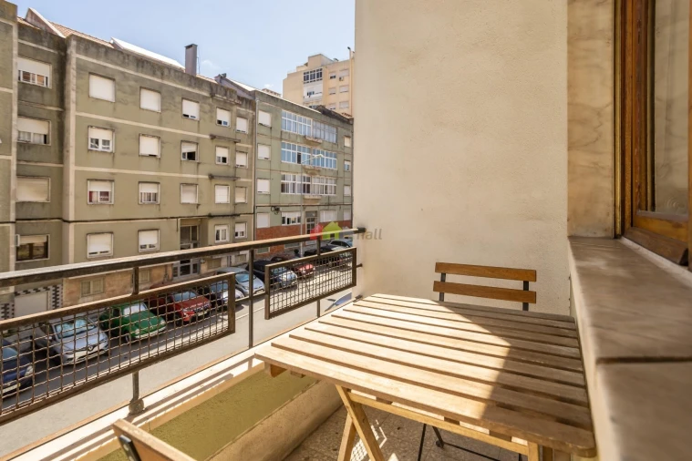 Apartamento T3 para Venda em Odivelas Foto 12