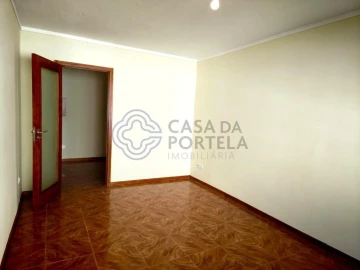 Apartamento T3 para Venda em Vilar de Andorinho