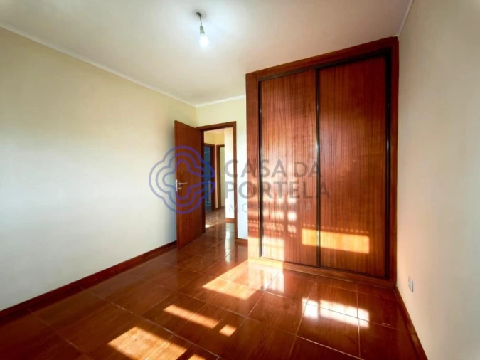 Apartamento T3 para Venda em Vilar de Andorinho Foto 22