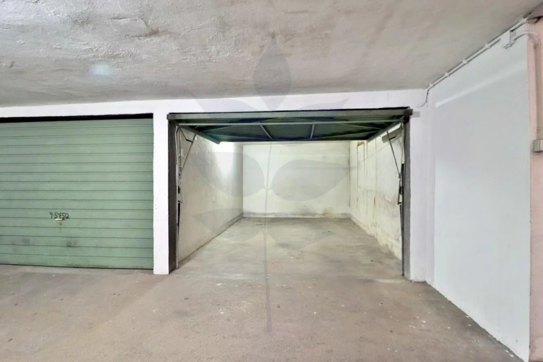 Garagem para Venda em Braga (São José de São Lázaro e São João do Souto) Foto 10