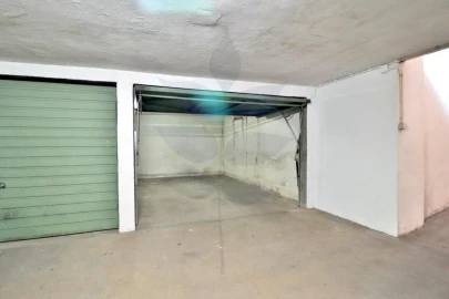 Garagem para Venda em Braga (São José de São Lázaro e São João do Souto)