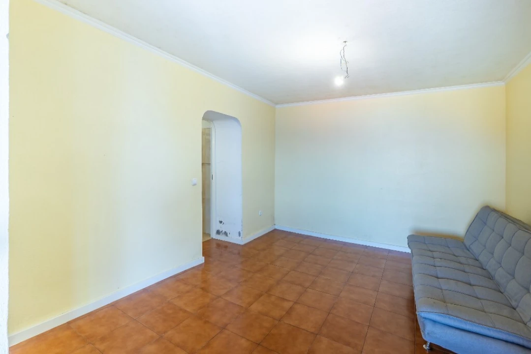 Moradia T1 para Venda em Canhas Foto 1