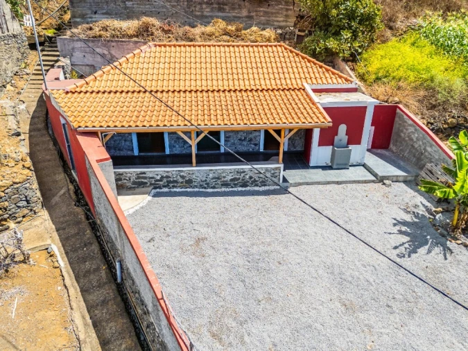 Moradia T1 para Venda em Canhas Foto 44