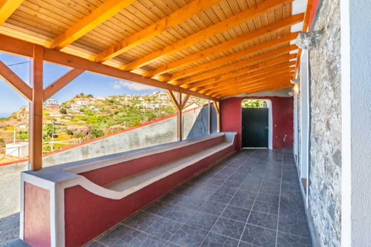 Moradia T1 para Venda em Canhas Foto 16