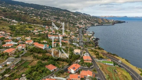 Terreno para Venda em Santa Cruz