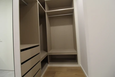 Apartamento T2 para Arrendamento em Costa