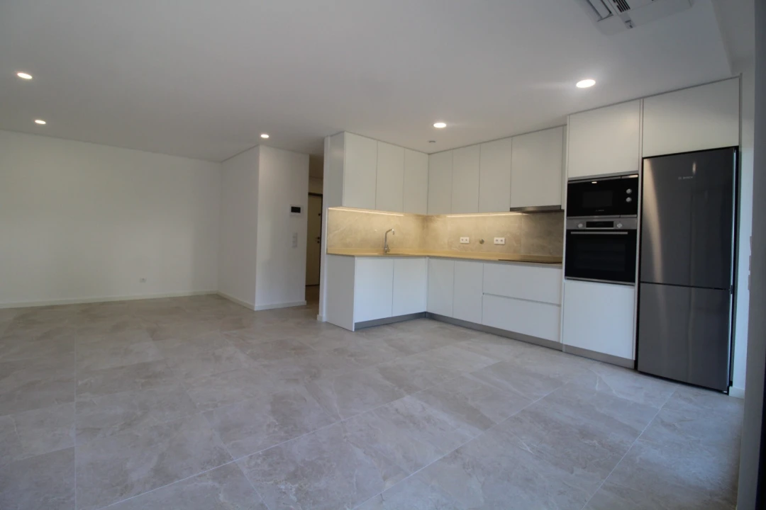 Apartamento T2 para Arrendamento em Costa Foto 3