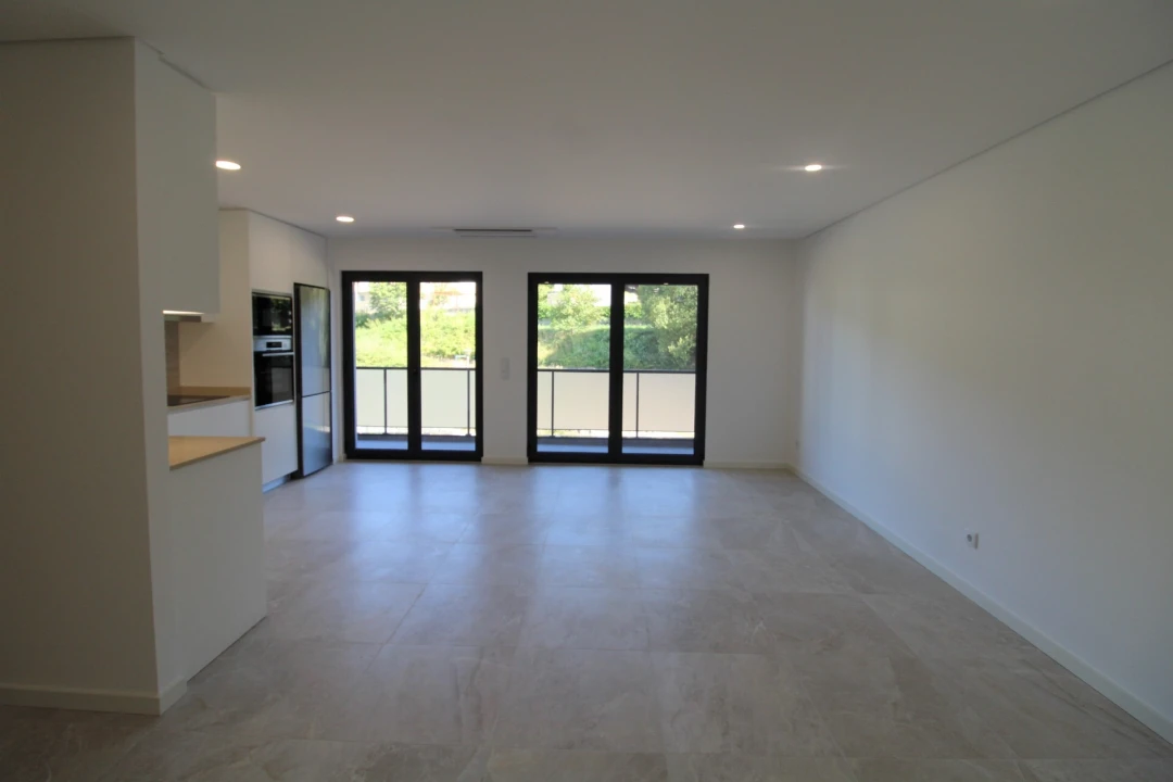 Apartamento T2 para Arrendamento em Costa Foto 4