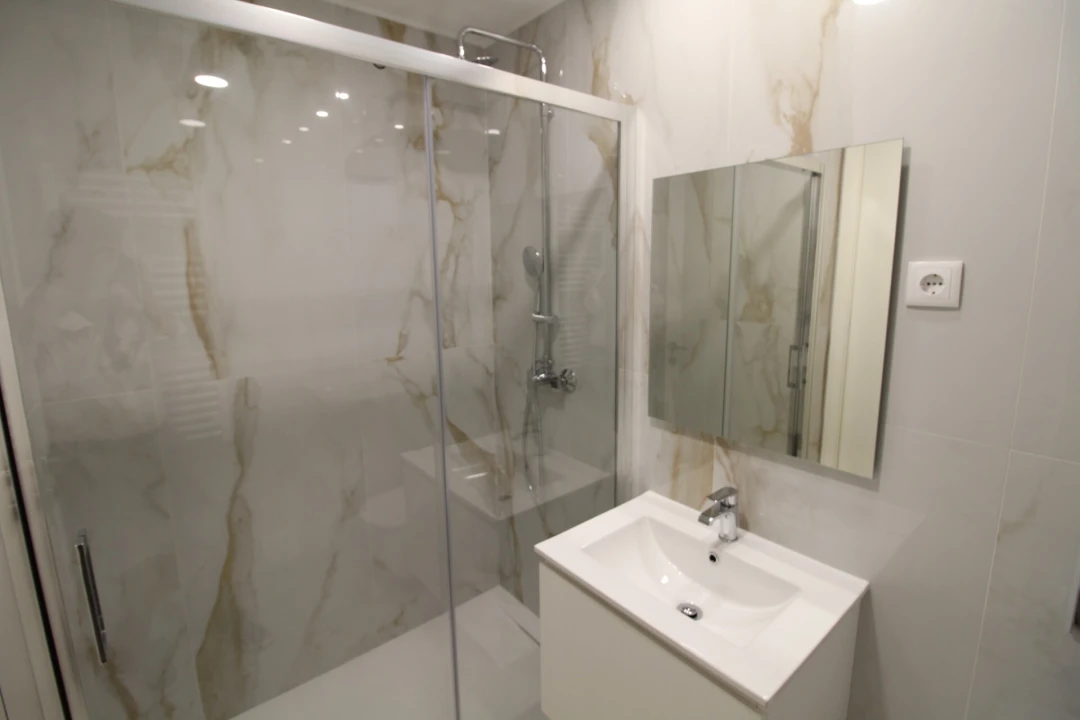 Apartamento T2 para Arrendamento em Costa Foto 10