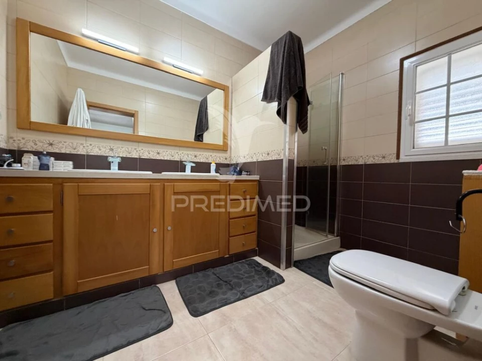 Apartamento T5 para Venda em São João Baptista Foto 18