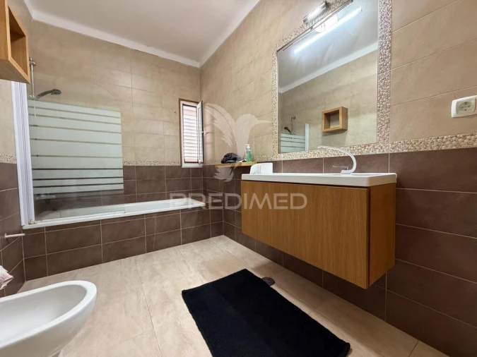 Apartamento T5 para Venda em São João Baptista Foto 15