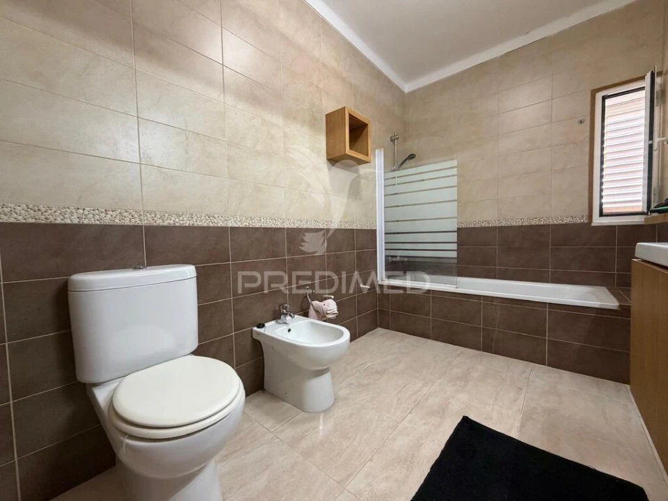Apartamento T5 para Venda em São João Baptista Foto 14