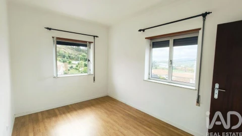 Moradia T4 para Venda em Vila Nova de Cerveira e Lovelhe