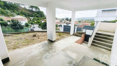 Moradia T4 para Venda em Vila Nova de Cerveira e Lovelhe