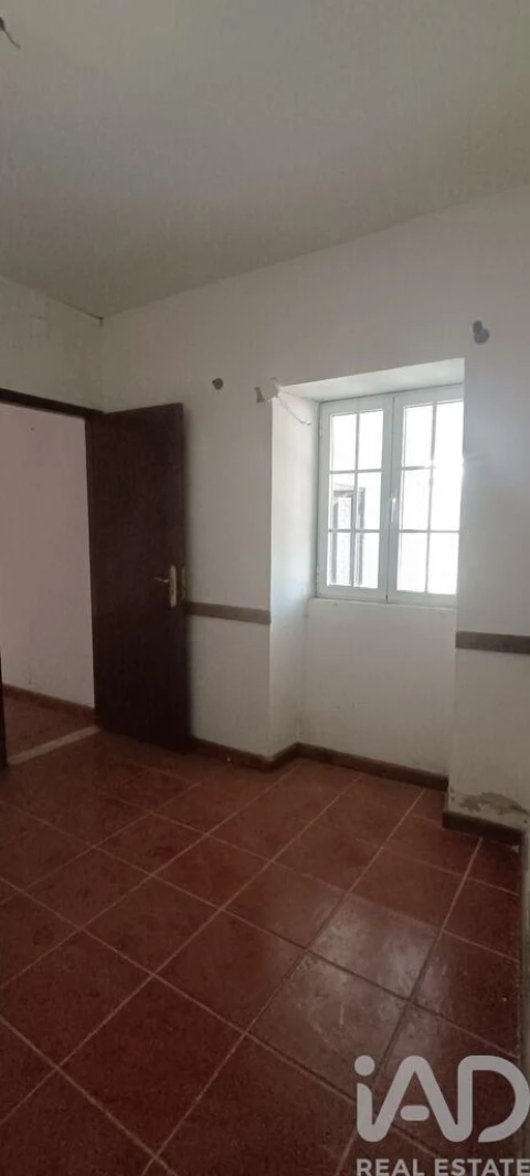 Moradia T3 para Venda em Lorvão