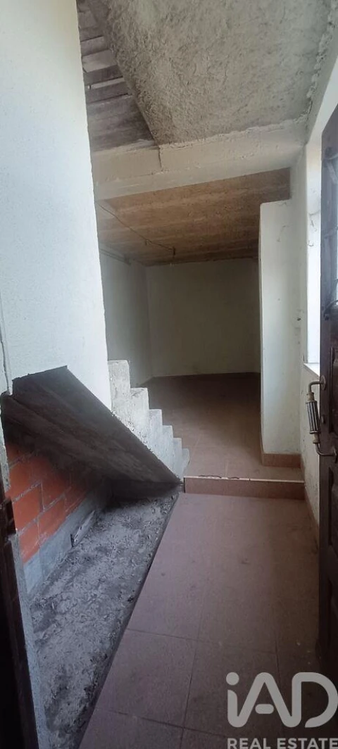 Moradia T3 para Venda em Lorvão