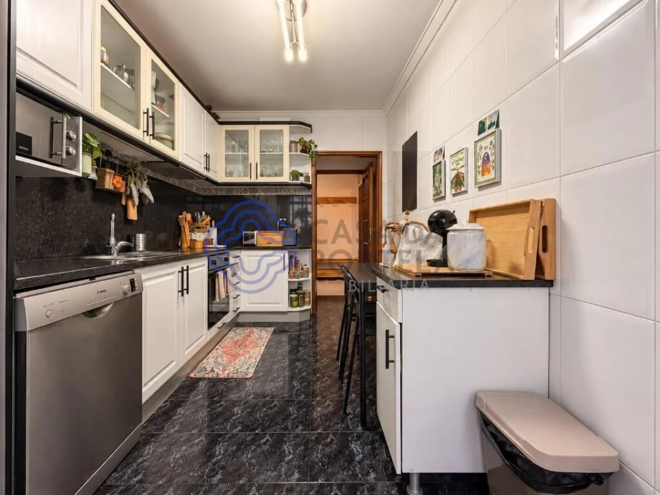 Apartamento T3 para Venda em Rio Tinto Foto 2