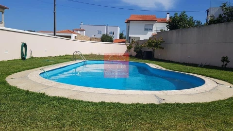 Moradia T5 para Venda em Apúlia e Fão