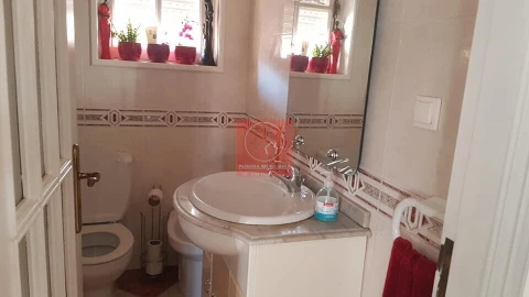 Moradia T5 para Venda em Apúlia e Fão
