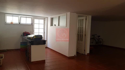 Moradia T5 para Venda em Apúlia e Fão