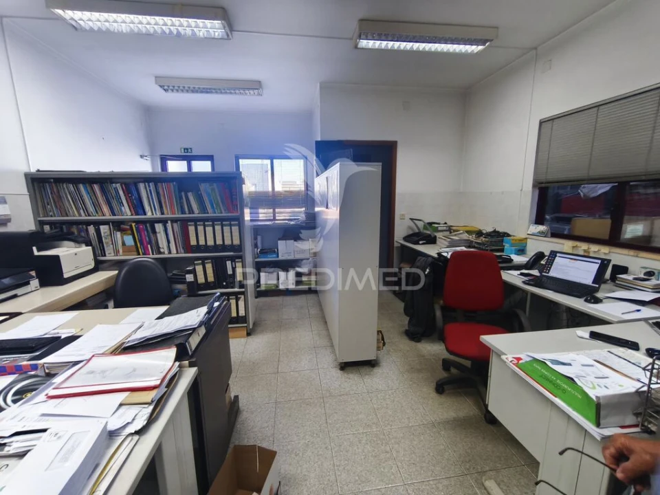 Armazém para Venda em Gafanha da Encarnação Foto 12